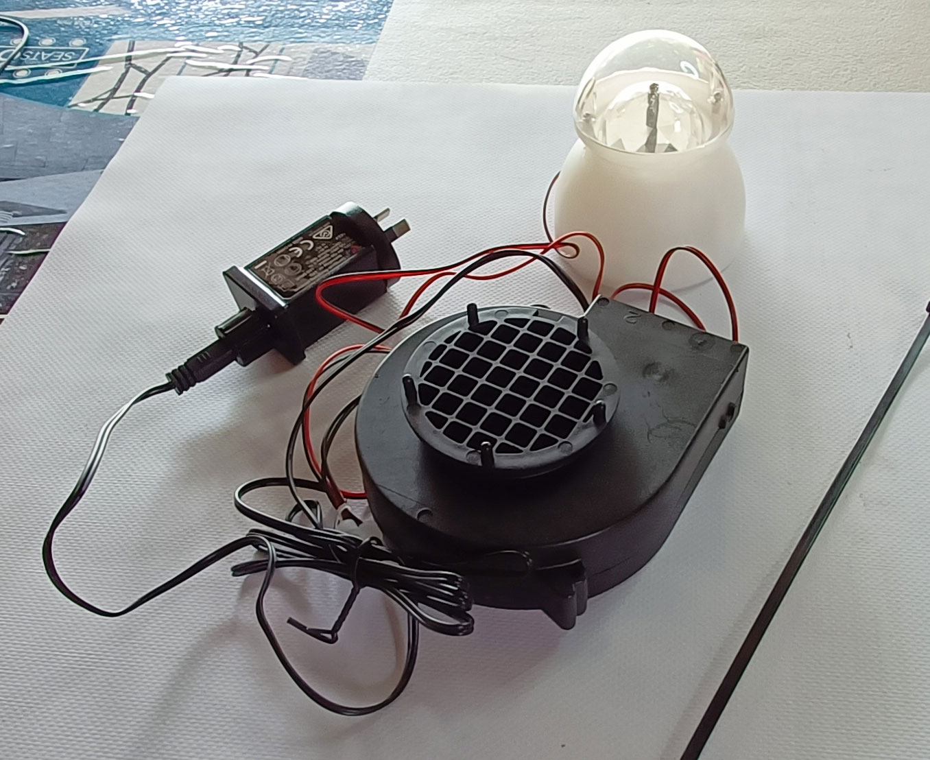 Replacement Fan Air Blower AU Plug 1.2A Kaleidoscope Light - Image 2